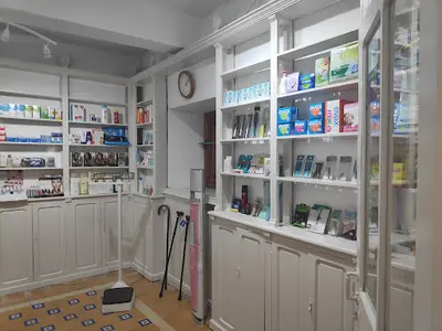 Farmacia Botiquín de Farmacia Trucíos Lcda. Tamara Burgueña