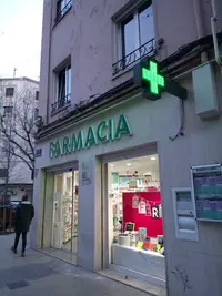 Farmacia Loyola 17, C.b.