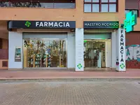 Farmacia Maestro Rodrigo 84