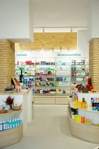 Farmacia Regne49