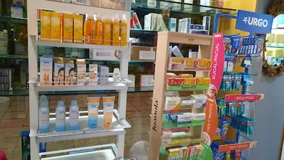 Farmacia Arroita (ldo. José T. Arroita García)