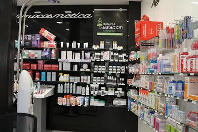 Farmacia la Estación (ldo. Francisco Javier Furones Gil)