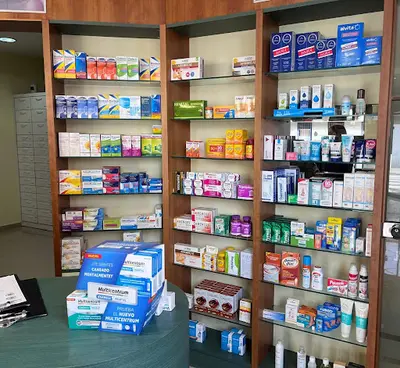 Farmacia la Rubia (ldo. Javier Rguez. Carrascal)