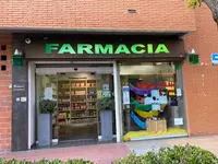 Farmazul Santa María de la Cabeza (lda. Elena Santolino García)