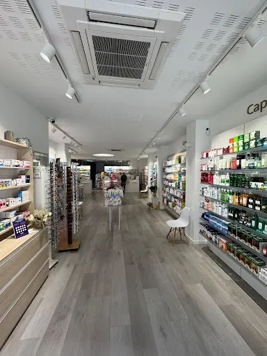 Farmacia Farmàcia Constansó (ma Carme Constanso Vilaseca)