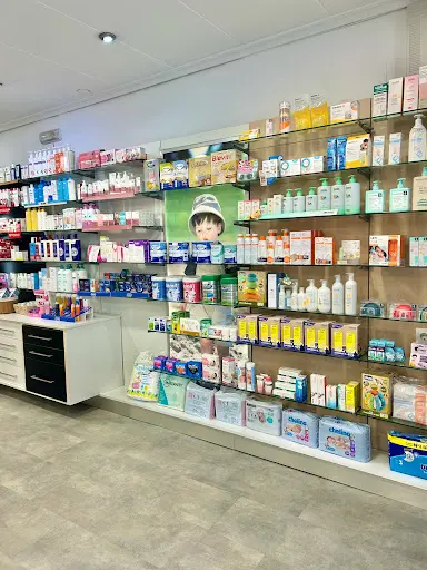 Farmacia Santa Isabel (marta Ballester Paradís)
