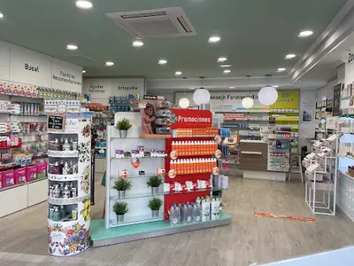 Farmacia Hispanidad 56